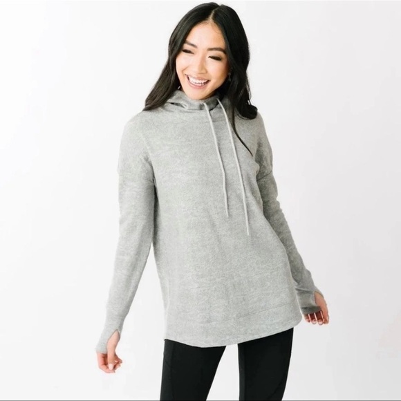 (NWT) ZYIA Women’s Light Gray Drawstring Hoodie, Small - Picture 3 of 9